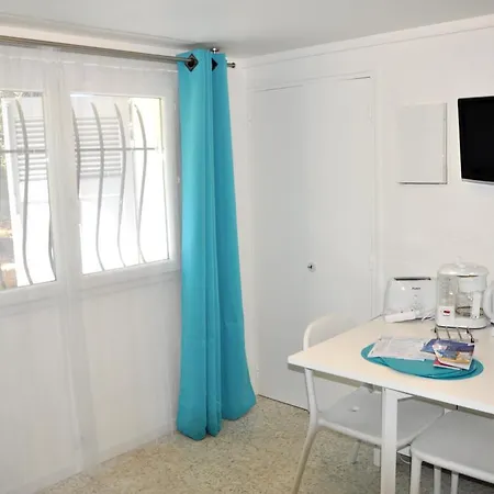 Apartman Dans St Raphael Saint-Raphaël